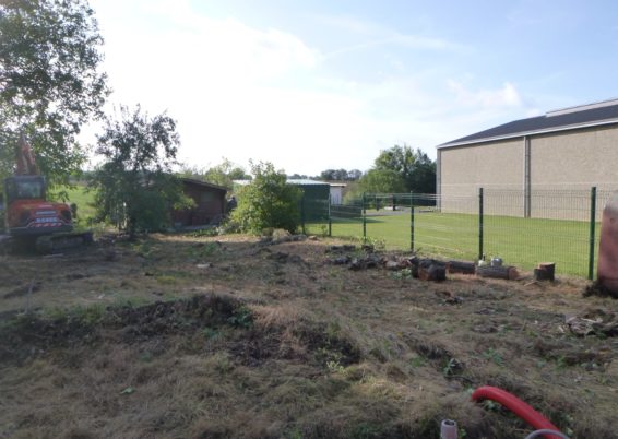 Réaménagement complet d'un jardin à Horion-Hozémont.