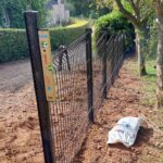 Sécurisation d'un jardin contre l'invasion des sangliers.

Pose d'une clôture rigide BETAFENCE NYL...